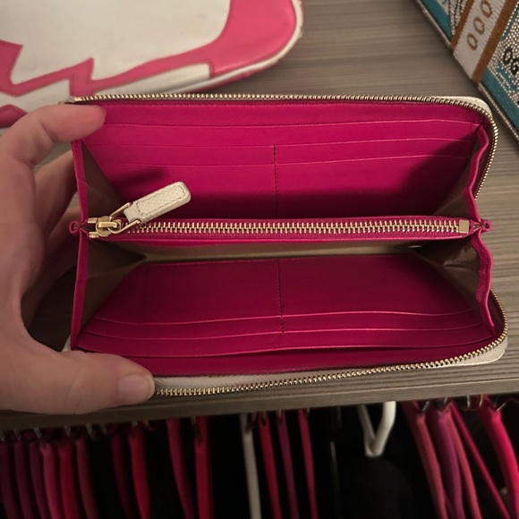 Bvlgari Elegant White Women's Wallet Vintage - Picture 3 of 6